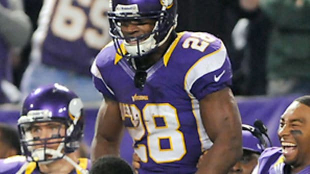 121230233445-adrian-peterson3-single-image-cut.jpg